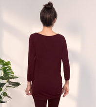 Load image into Gallery viewer, Seamless 3/4-Sleeve Tee